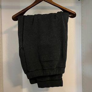 Men’s sweat pants
